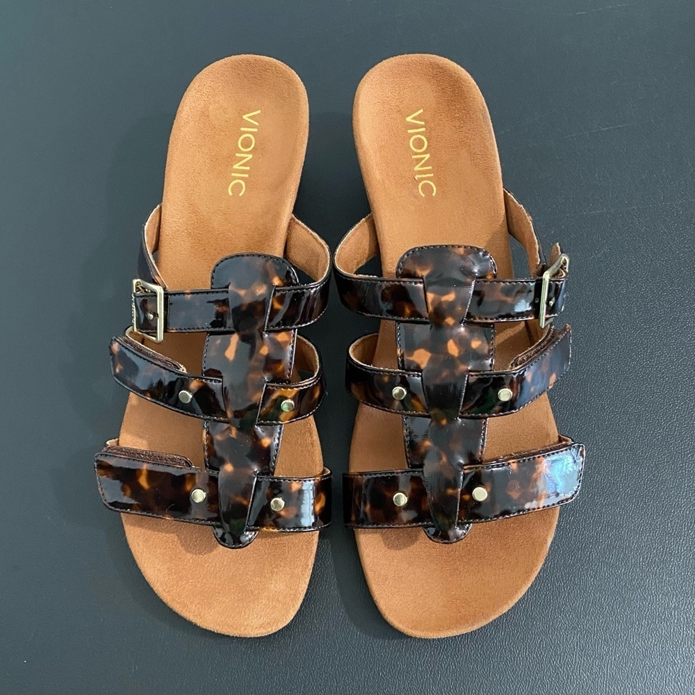 New Vionic Radia Wedge Heel Sandals Size 10 Tortoise Shell Black Brown Ajustable - Picture 3 of 13